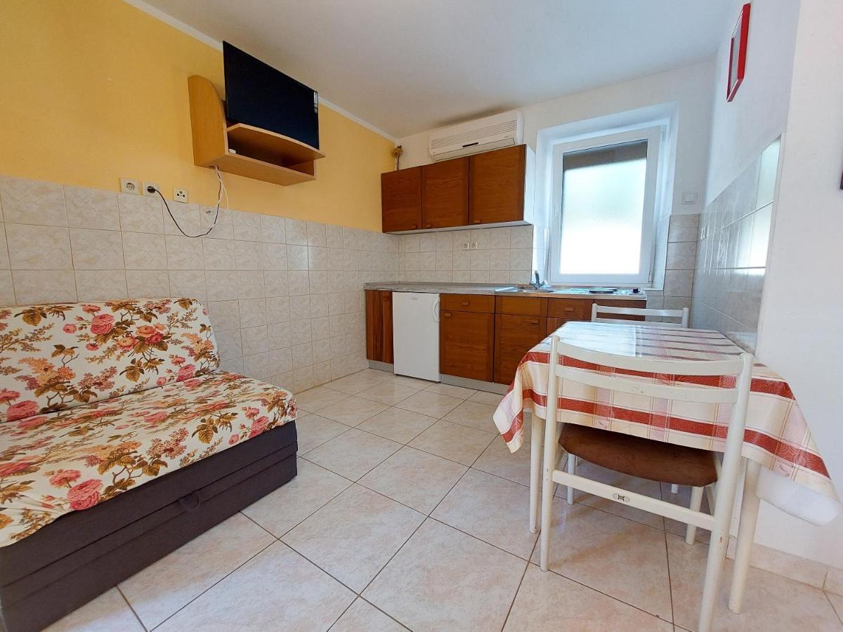 Apartments Ivan Čižići 외부 사진